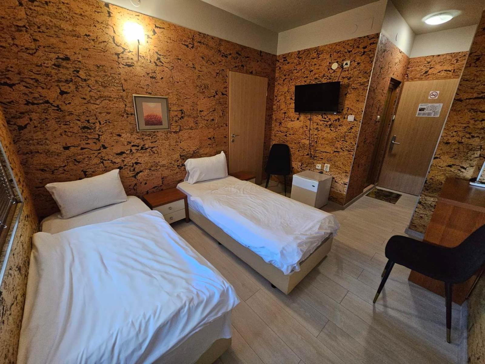 Hotel Complex Racic Voyvodinovo Exterior foto